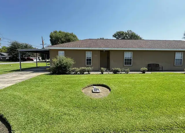 Property at 324 N 8th St, Nederland, TX, 77627, 2 beds, 1 bath, [object Object]