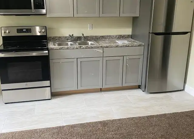Property at 1621 Hopewell Ave Unit 1, Essex, MD, 21221, 2 beds, 1 bath, [object Object]