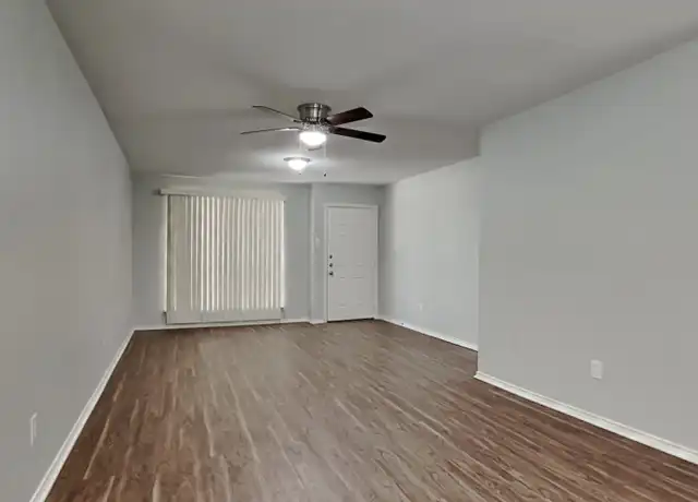 Property at 4349 Chestnut Dr, Mesquite, TX, 75150, 4 beds, 1.5 baths, [object Object]