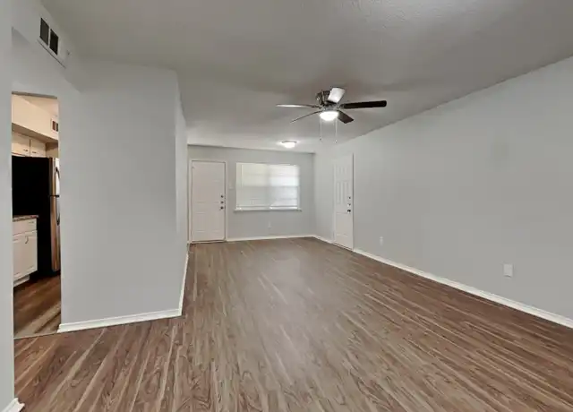 Property at 4349 Chestnut Dr, Mesquite, TX, 75150, 4 beds, 1.5 baths, [object Object]
