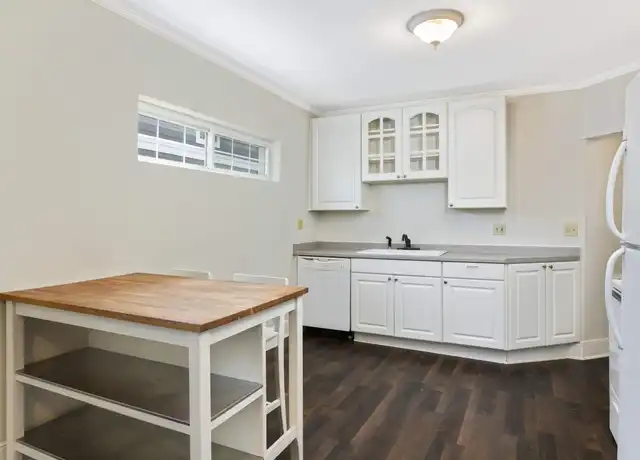 Property at 1019 21st Ave SE Unit 1, Minneapolis, MN, 55414, 5 beds, 2 baths, [object Object]