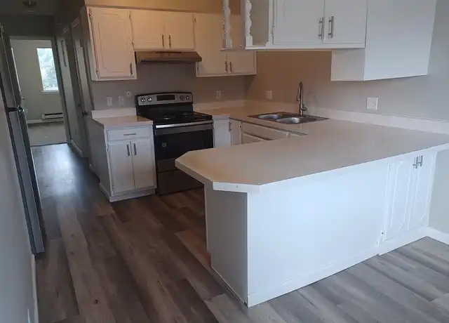 Property at Quail Park Apartments - 9300 W Glen Ellyn Ln, Boise, ID, 83704, 2 beds, 1 bath, [object Object]