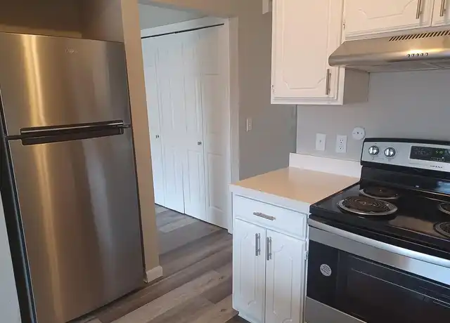 Property at Quail Park Apartments - 9300 W Glen Ellyn Ln, Boise, ID, 83704, 2 beds, 1 bath, [object Object]