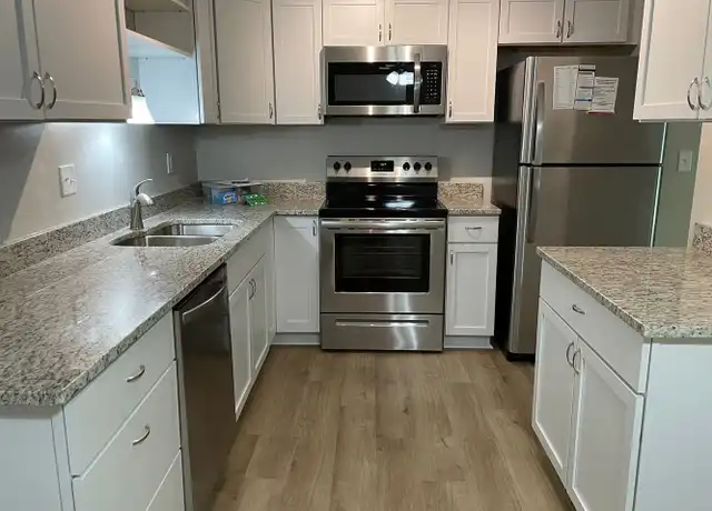 Property at 8715 W 65th St Unit 8719-204, Merriam, KS, 66202, 1 bed, 1 bath, [object Object]