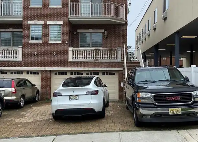 Property at 17 W Washington Pl Unit Ground Fl, Palisades Park, NJ, 07650, 1 bed, 1 bath, [object Object]