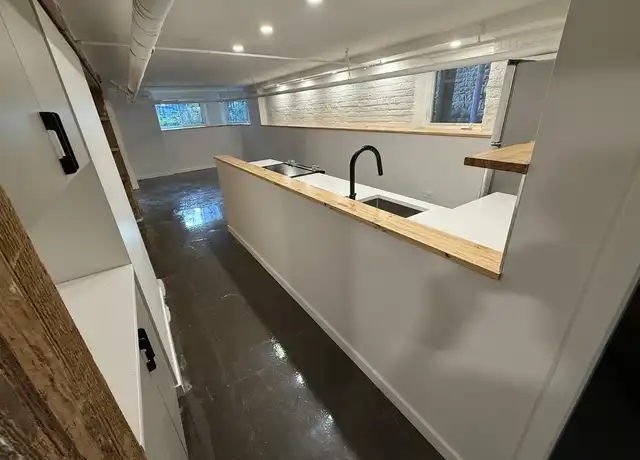 Property at 1625 N Oakley Ave, Chicago, IL, 60647, 1 bed, 1 bath, [object Object]