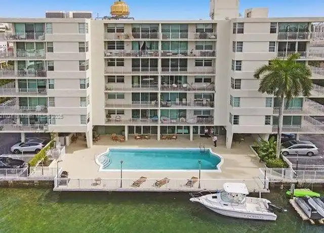 Property at 9500 W Bay Harbor Dr Unit 2G, Bay Harbor Islands, FL, 33154, 1 bed, 1.5 baths, [object Object]