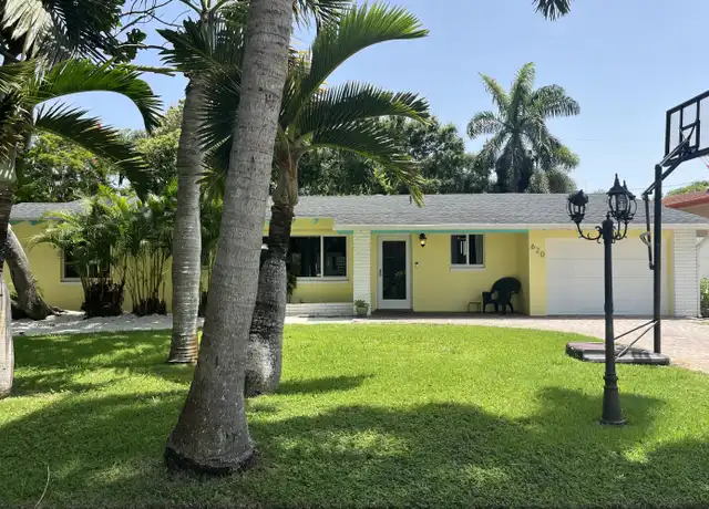 Property at 620 NE 9th Ave, Boynton Beach, FL, 33435, 4 beds, 2 baths, [object Object]