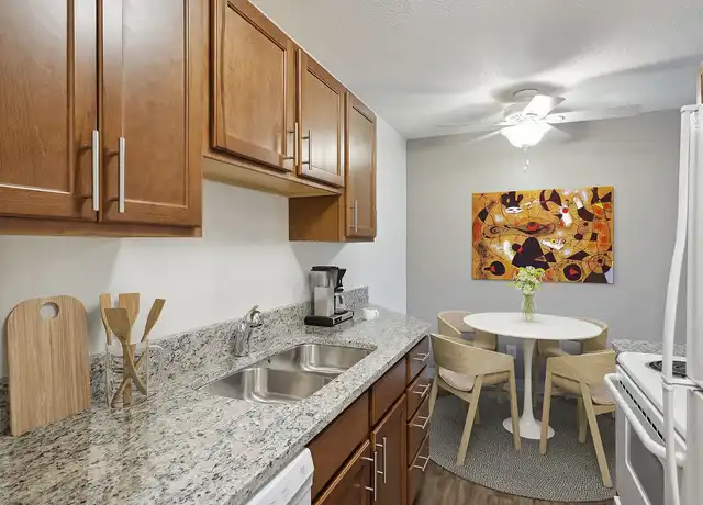 Property at Minnehaha Manor - 6904 10th St N, Oakdale, MN, 55128, 0-1 beds, 1 bath, [object Object]