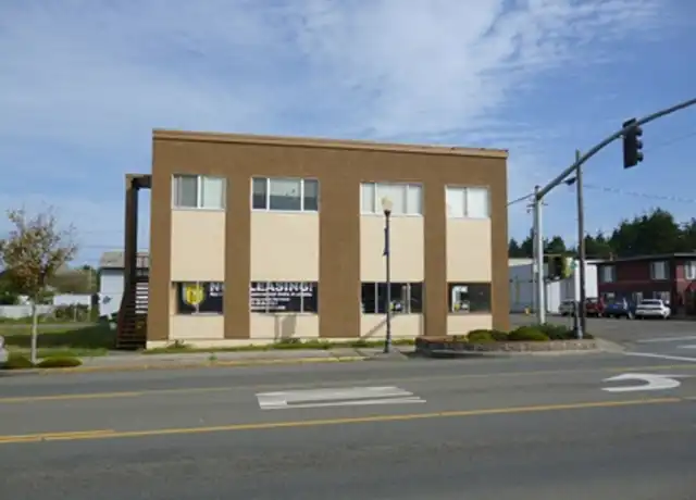 Property at 114 N Wasson St Unit 6, Coos Bay, OR, 97420, 1 bed, 1 bath, [object Object]