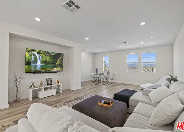 Property at 27109 Valley Oak Pl, Valencia, CA, 91381, 3 beds, 3.5 baths, [object Object]