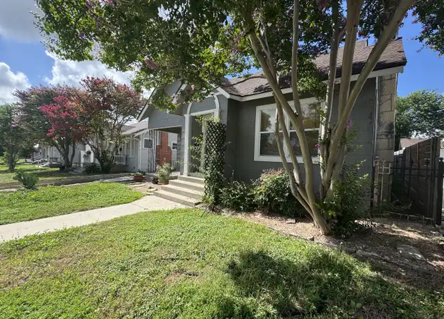 Property at 834 Bailey Ave, San Antonio, TX, 78210, 3 beds, 2 baths, [object Object]