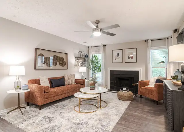 Photo of 4570 S Cobb Dr SE, Smyrna, GA 30080