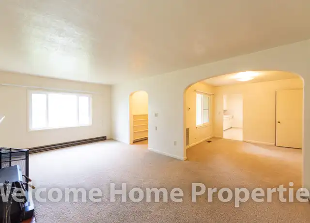 Property at 44 NE Ash Ave, College Place, WA, 99324, 2 beds, 1 bath, [object Object]