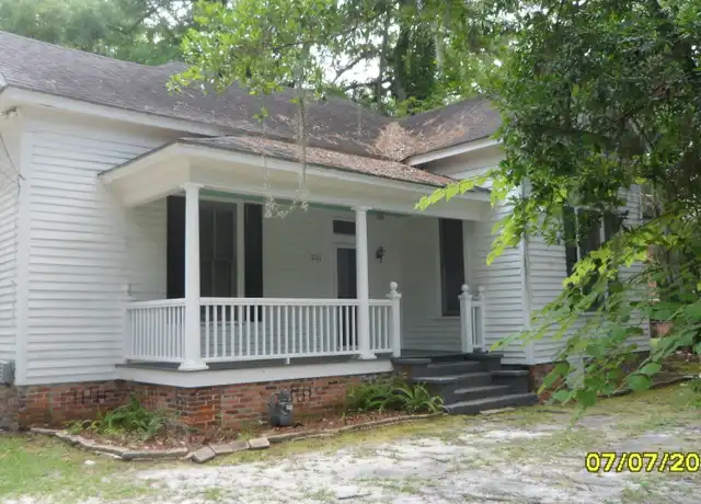 Property at 1111 N Toombs St, Valdosta, GA, 31601, 2 beds, 2 baths, [object Object]