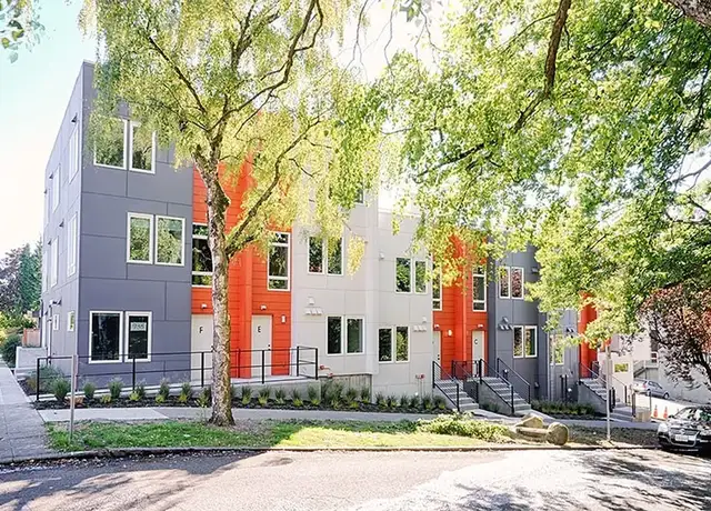 Photo of 1519 E Spring St, Seattle, WA 98122