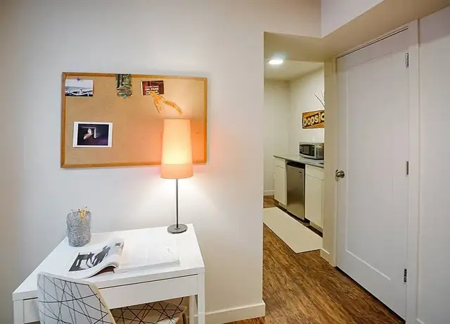 Photo of 1519 E Spring St, Seattle, WA 98122