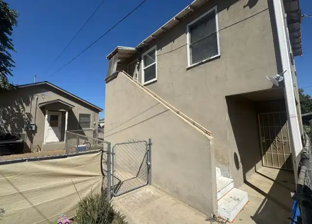 Property at 407 Lincoln Ave Unit B, Bakersfield, CA, 93308, 1 bed, 1 bath, [object Object]