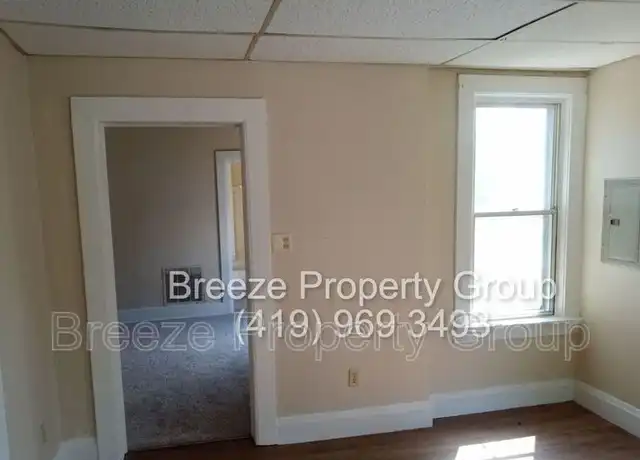 Property at 135 Everett St, Toledo, OH, 43608, 1 bed, 1 bath, [object Object]