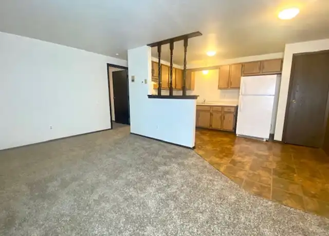 Property at 1930 Basten St Unit 8, Green Bay, WI, 54302, 1 bed, 1 bath, [object Object]