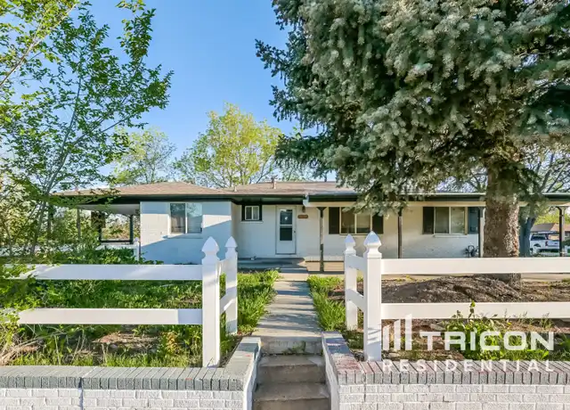 Property at 5412 Iris St, Arvada, CO, 80002, 5 beds, 2 baths, [object Object]