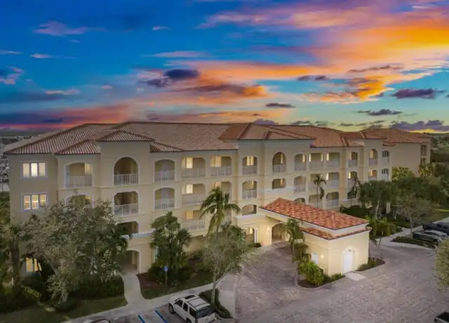 Property at 33 Harbour Isle Dr W #201, Fort Pierce, FL, 34949, 2 beds, 2 baths, [object Object]