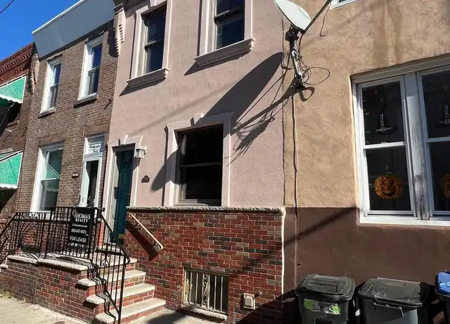 Property at 2645 S Juniper St, Philadelphia, PA, 19148, 3 beds, 1 bath, [object Object]