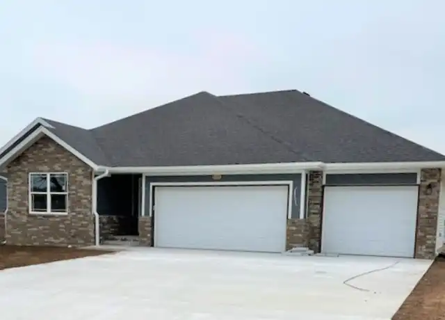Property at 4384 W Riley St, Springfield, MO, 65802, 3 beds, 2 baths, [object Object]