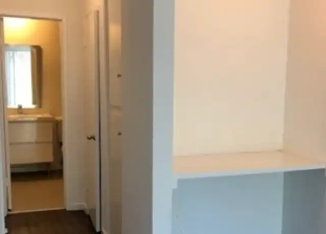 Property at 3111 4th St Unit 213, Santa Monica, CA, 90405, 1 bed, 1 bath, [object Object]