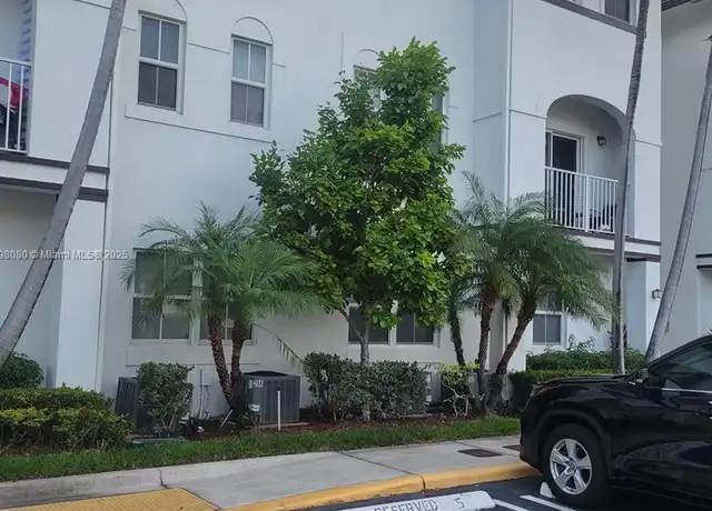 Property at 8930 NW 97th Ave #206, Doral, FL, 33178, 3 beds, 2.5 baths, [object Object]