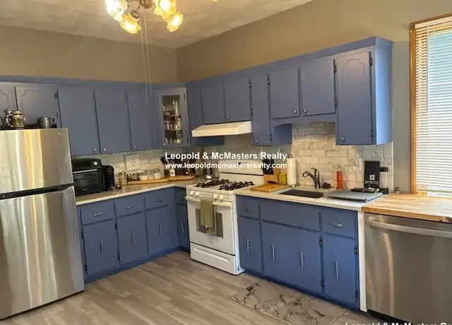 Property at 300 Pleasant St, Winthrop, MA, 02152, 2 beds, 1 bath, [object Object]
