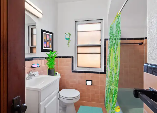 Property at 4949-4951 Parker Ave Unit 4951 2F 120, St. Louis, MO, 63139, 1 bed, 1 bath, [object Object]