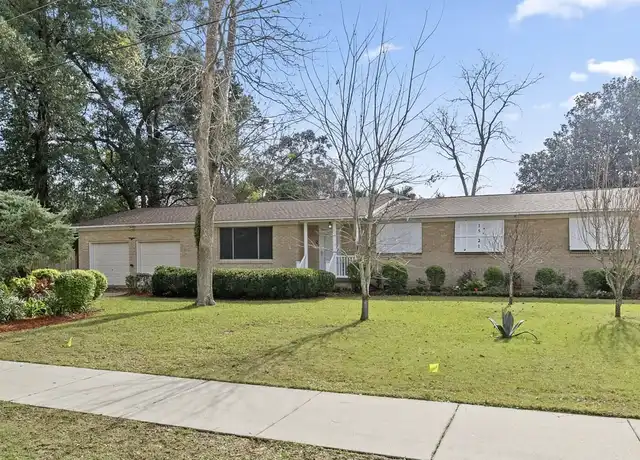 Property at 1521 Toni St, Pensacola, FL, 32504, 4 beds, 3 baths, [object Object]