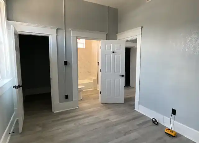 Property at 809 Newman St Unit 2, El Paso, TX, 79902, 2 beds, 1 bath, [object Object]