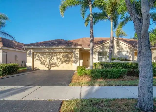 Property at 1945 Sirius Ln, Weston, FL, 33327, 3 beds, 2 baths, [object Object]