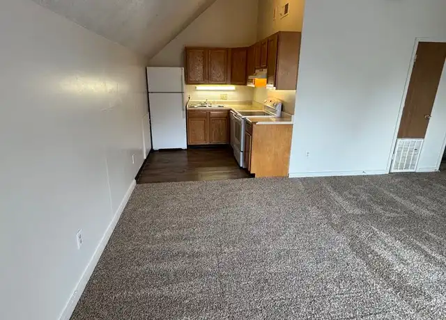 Property at 1100 Garden Way Unit 1006C, Manhattan, KS, 66502, 0 beds, 1 bath, [object Object]