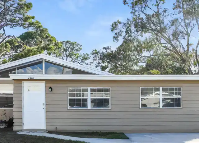 Property at 2360 Novus St, Sarasota, FL, 34237, 2 beds, 1 bath, [object Object]