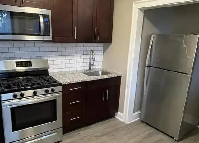 Property at 2542 E 78th St, Chicago, IL, 60649, 2 beds, 1 bath, [object Object]