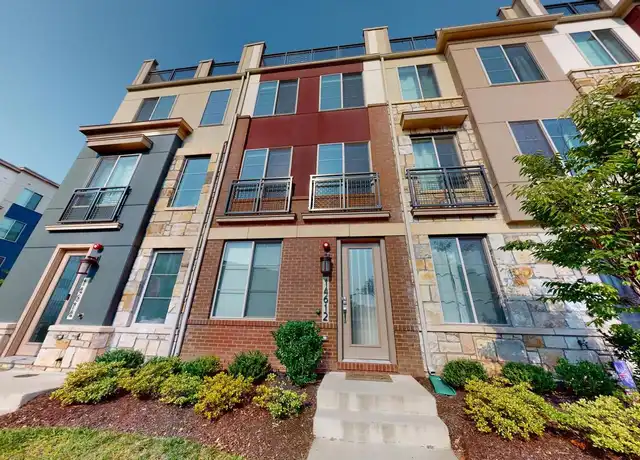 Property at 14612 Lakestone Dr, Chantilly, VA, 20151, 3 beds, 3.5 baths, [object Object]