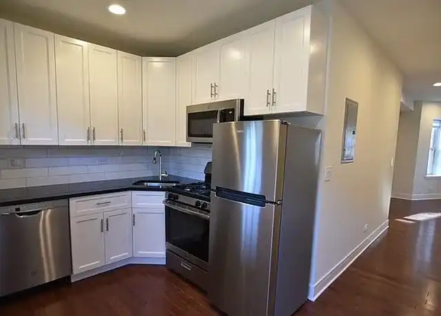 Property at The Courtyard on Wolcott - 4424 N Wolcott Ave, Chicago, IL, 60640, 1 bed, 1 bath, [object Object]