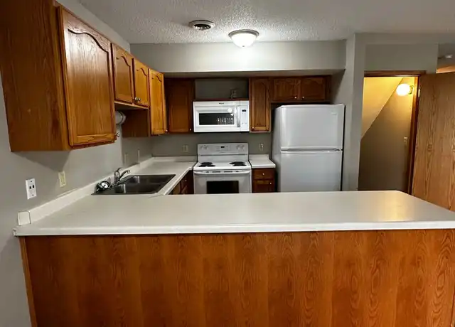 Property at 848 Kari Dr Unit KA848-4, Eau Claire, WI, 54701, 3 beds, 2 baths, [object Object]