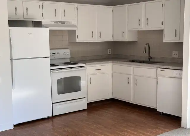 Property at 10 Main St #101, Framingham, MA, 01702, 1 bed, 1 bath, [object Object]