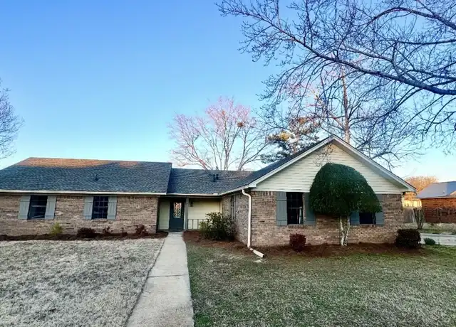 Property at 1400 Audubon Dr, Tupelo, MS, 38801, 4 beds, 2 baths, [object Object]
