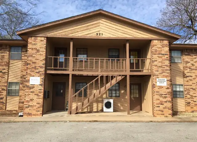 Property at 521 N 7th St Unit 4, Weatherford, OK, 73096, 2 beds, 1.5 baths, [object Object]