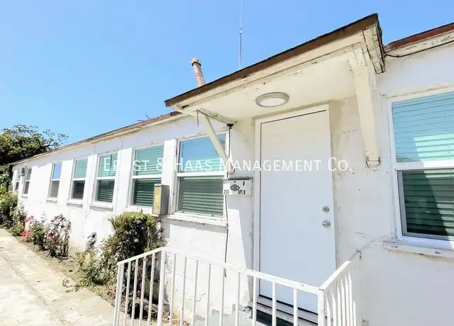 Property at 2133 W Columbia St Unit B, Long Beach, CA, 90810, 2 beds, 1 bath, [object Object]