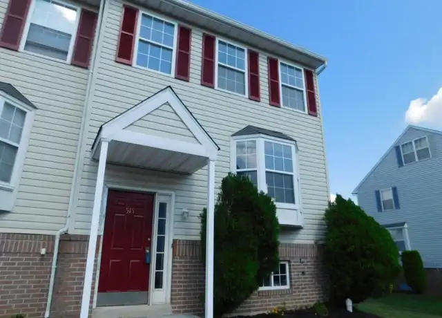 Property at 515 Canary Dr, Newark, DE, 19702, 3 beds, 2.5 baths, [object Object]