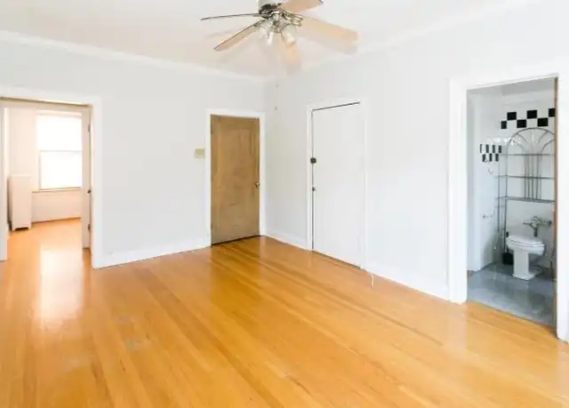 Property at 520 W Surf St, Chicago, IL, 60657, 1 bed, 1 bath, [object Object]