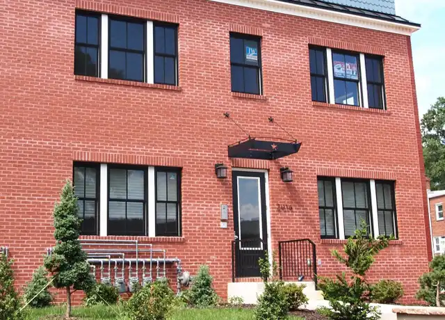 Property at 2016 D St NE #4, Washington, DC, 20002, 2 beds, 2 baths, [object Object]