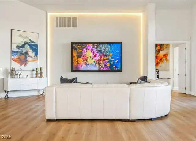 Property at 404 Summer Mesa Dr, Las Vegas, NV, 89144, 3 beds, 2.5 baths, [object Object]