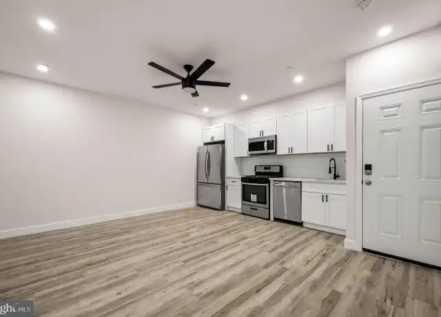 Property at 437 W Girard Ave Unit 3, Philadelphia, PA, 19123, 1 bed, 1 bath, [object Object]